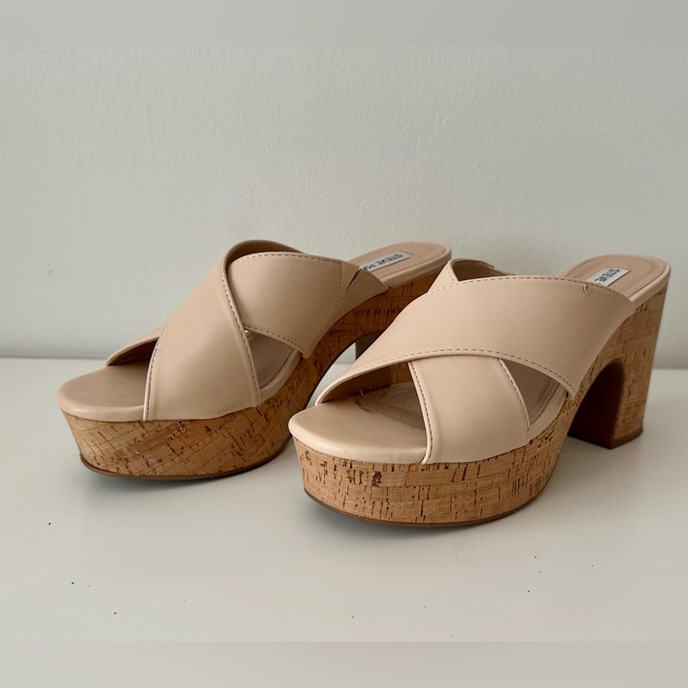 Steve Madden Nude Leather Cork Sandal 8.5